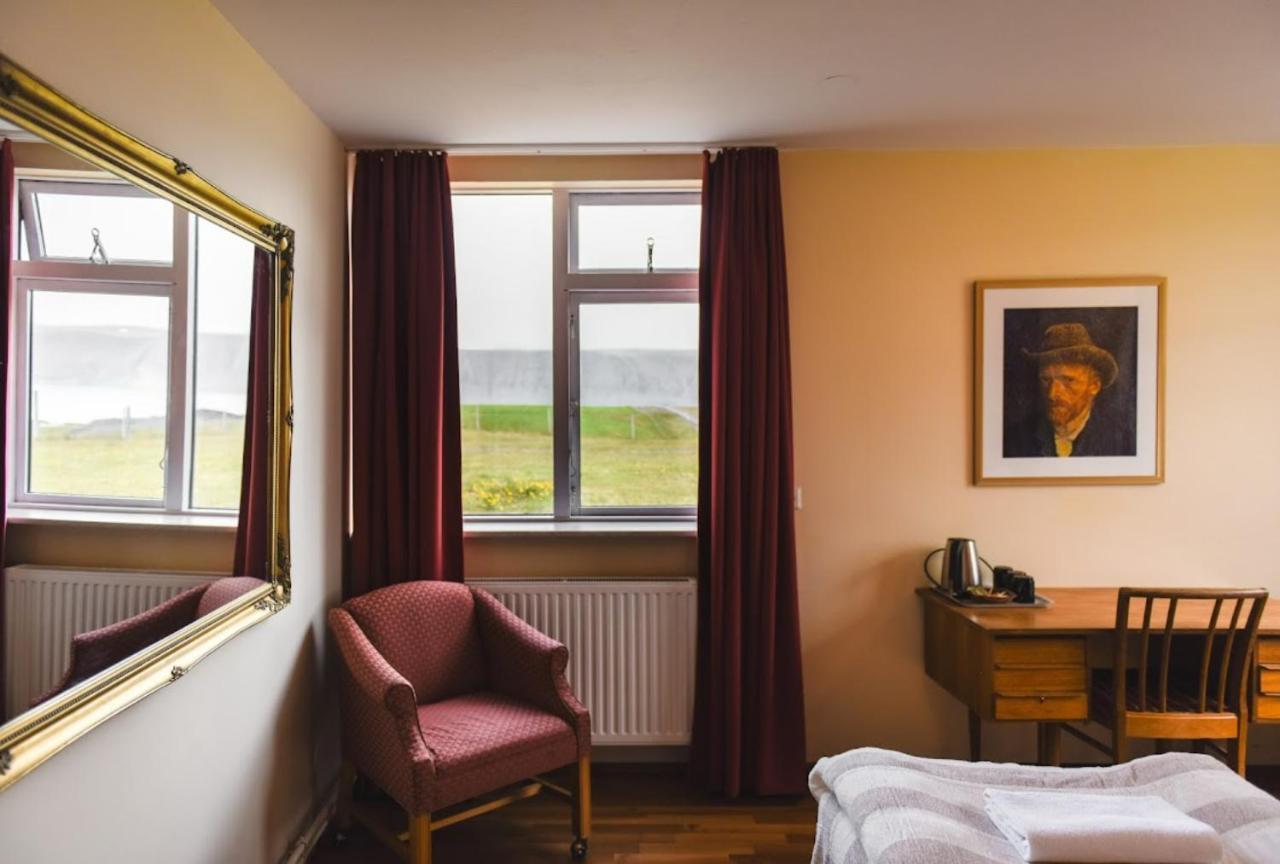 Hotel Latrabjarg Hnjotur Εξωτερικό φωτογραφία