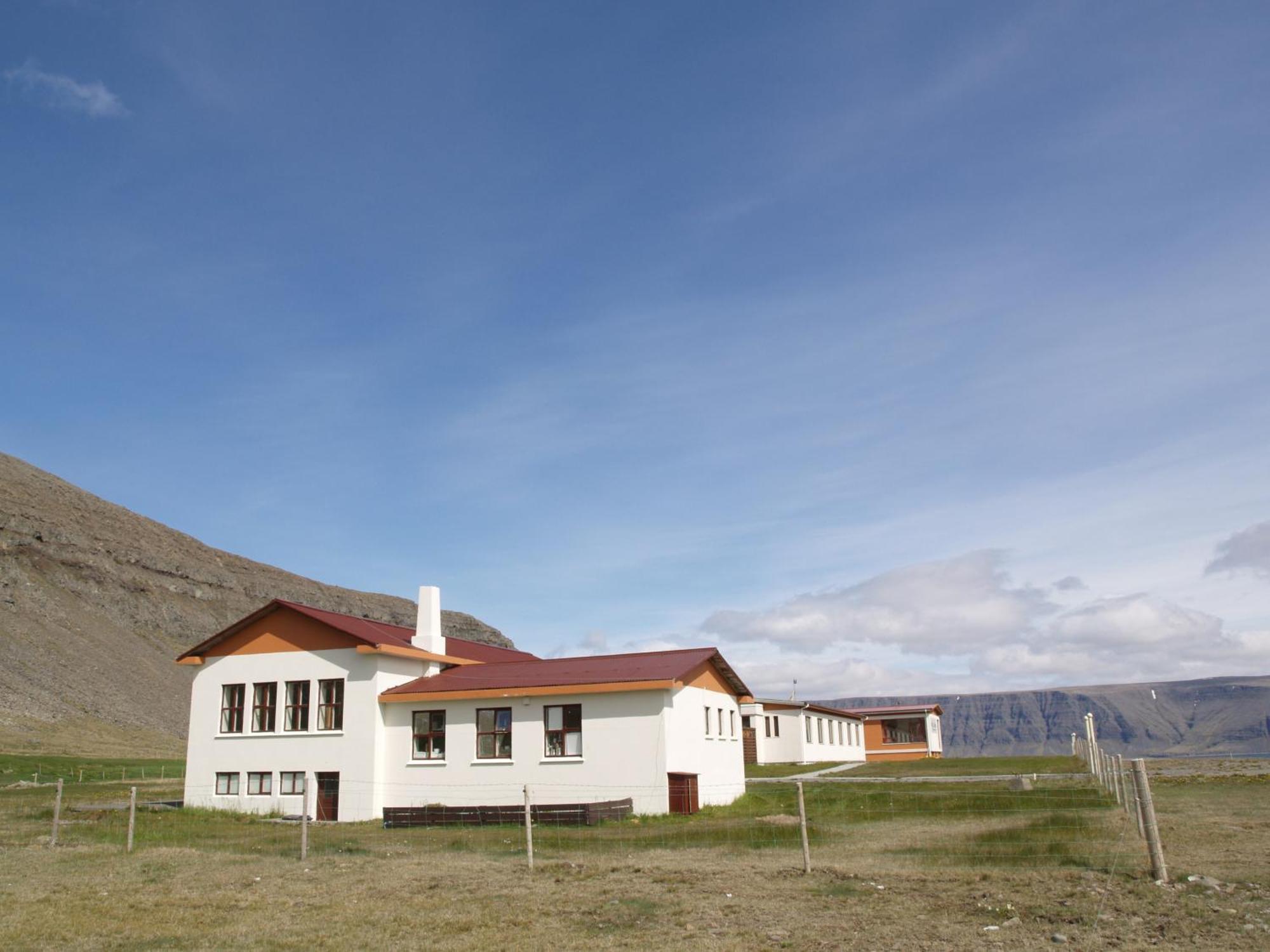 Hotel Latrabjarg Hnjotur Εξωτερικό φωτογραφία