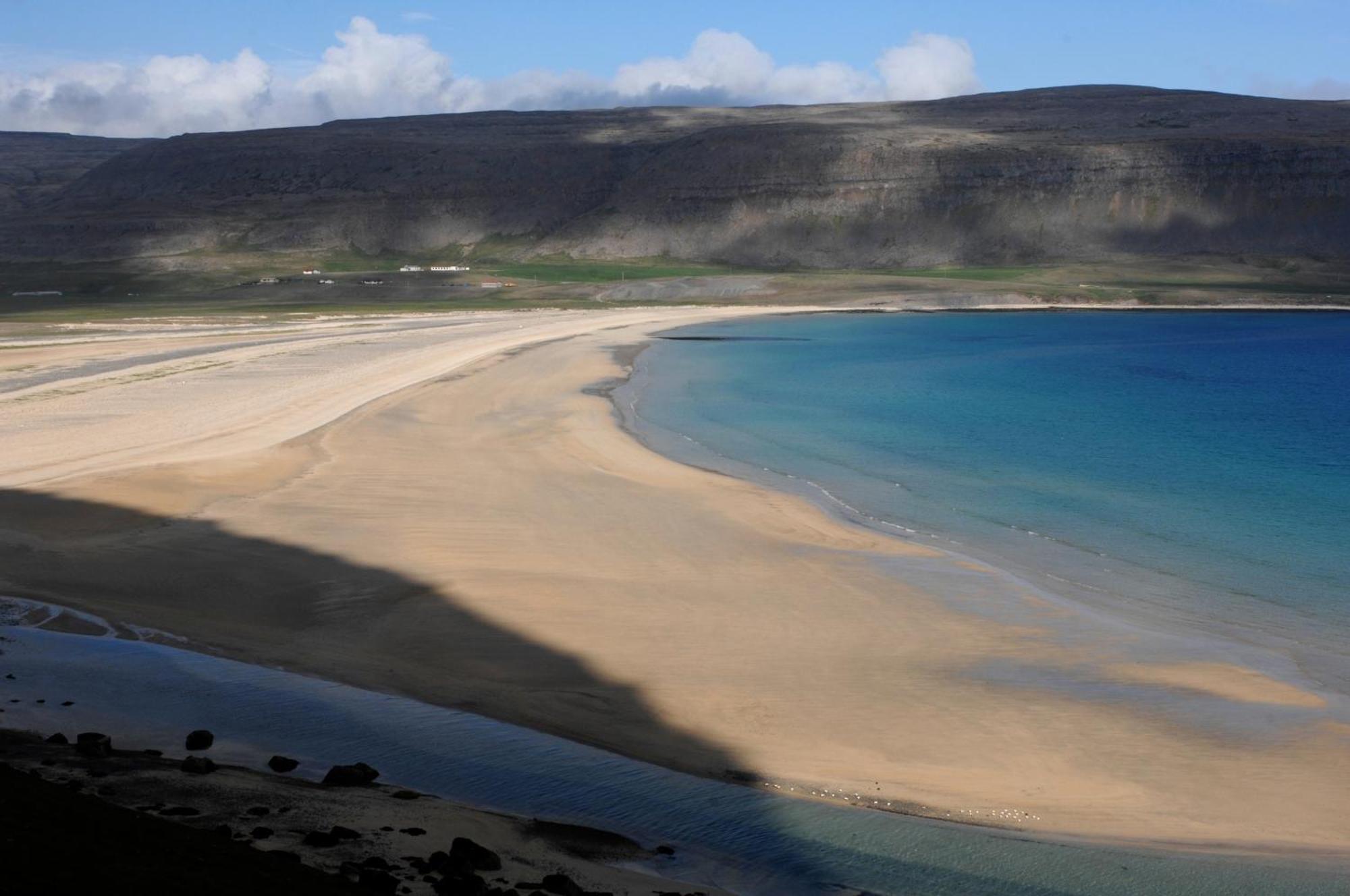 Hotel Latrabjarg Hnjotur Εξωτερικό φωτογραφία
