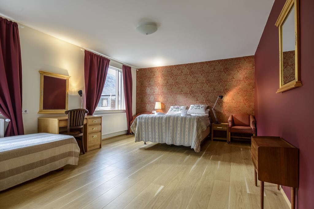 Hotel Latrabjarg Hnjotur Εξωτερικό φωτογραφία