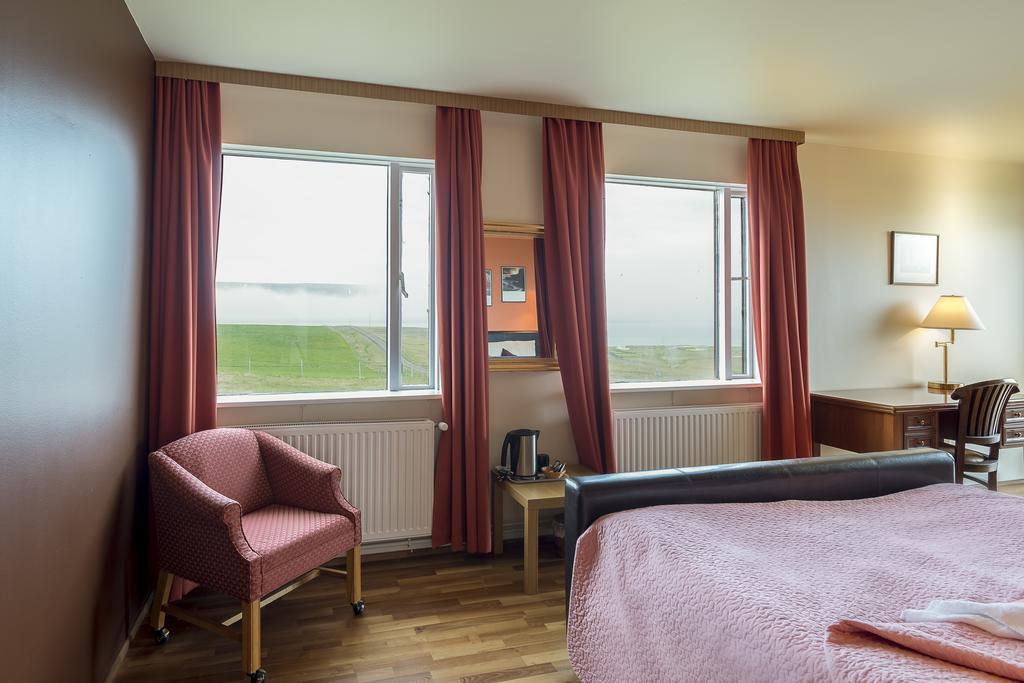 Hotel Latrabjarg Hnjotur Εξωτερικό φωτογραφία